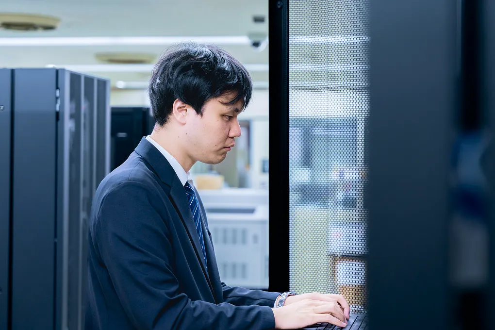 システム部（運用担当）のイメージ